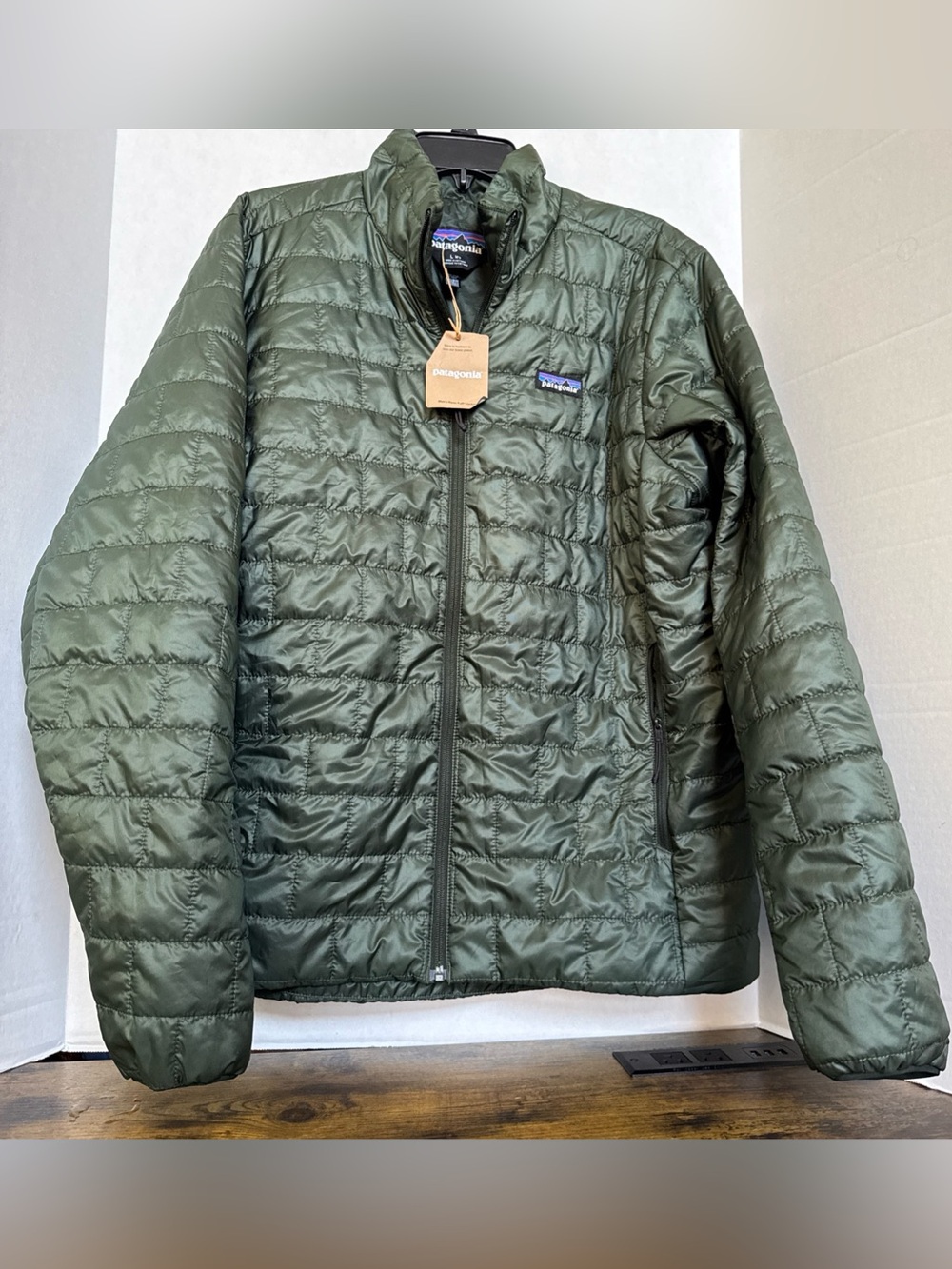 Patagonia Men’s Nano Puff Jacket Lightweight Compact Green Large NEW - Picture 2 of 8
